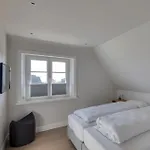 Rantum Dorf - Ferienappartments Im Reetdachhaus 3 & 4 * Sylt