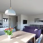 Rantum Dorf - Ferienappartments Im Reetdachhaus 3 & 4 Sylt