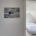 Rantum Dorf - Ferienappartments Im Reetdachhaus 3 & 4