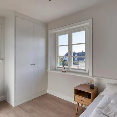 Apartamento Rantum Dorf - Ferienappartments Im Reetdachhaus 3 & 4 *
