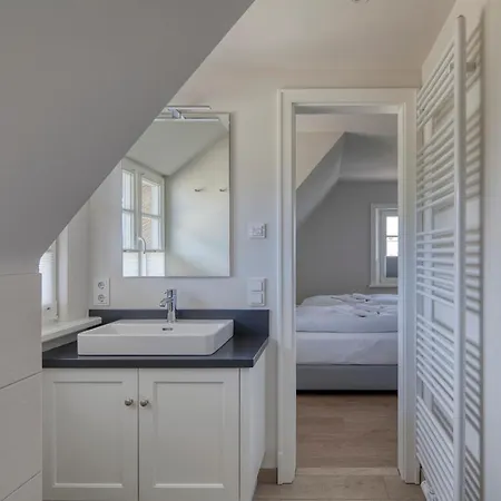 Apartment Rantum Dorf - Ferienappartments Im Reetdachhaus 3&4 *
