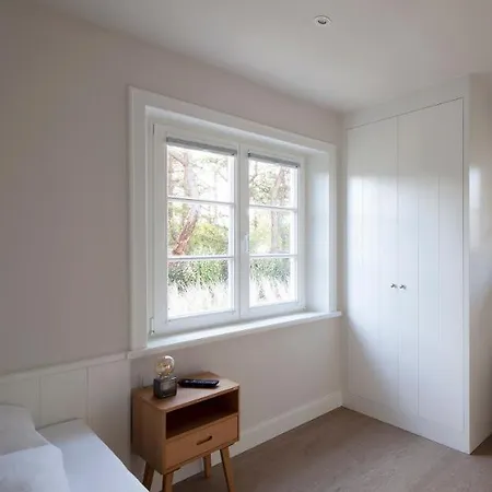 Rantum Dorf - Ferienappartments Im Reetdachhaus 3 & 4 * Sylt